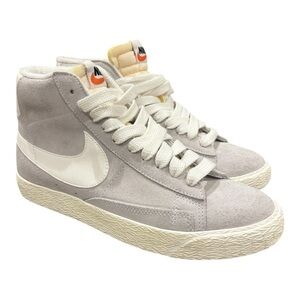 Nike Blazer Mid Suede Womens Size 7 Gray Athletic Shoes Sneakers NEW